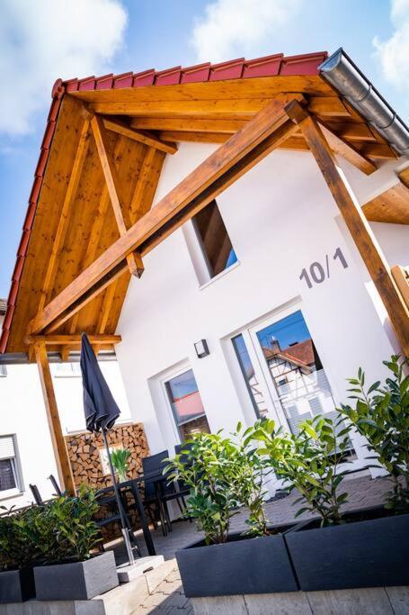 Neu Renoviertes Ferienhaus/wohnunng Kleine Auszeit Sonnenbühl Exterior foto