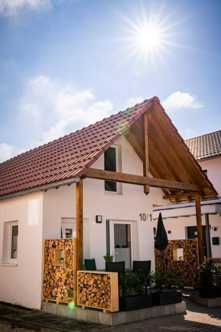 Neu Renoviertes Ferienhaus/wohnunng Kleine Auszeit Sonnenbühl Exterior foto